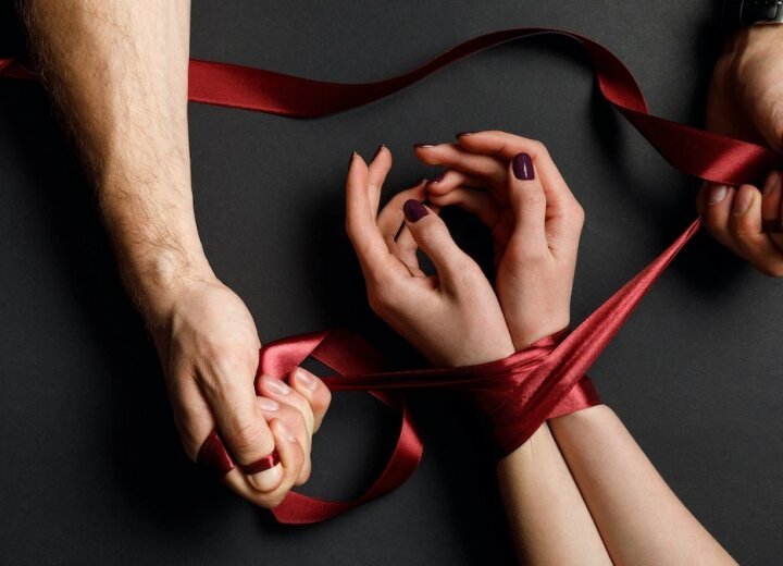 Жыныстық әйел бірінші рет топтық жарылысты