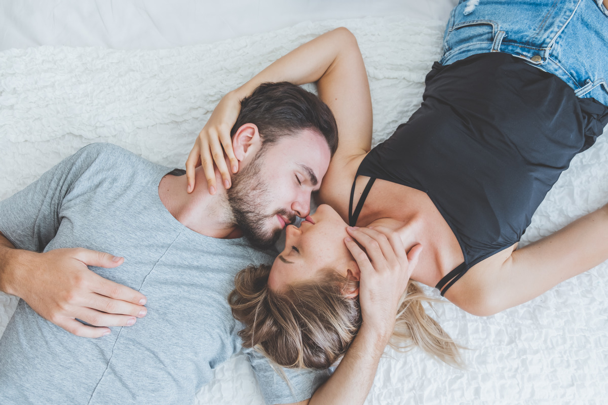 Що таке петтинг і чи можна від нього завагітніти?