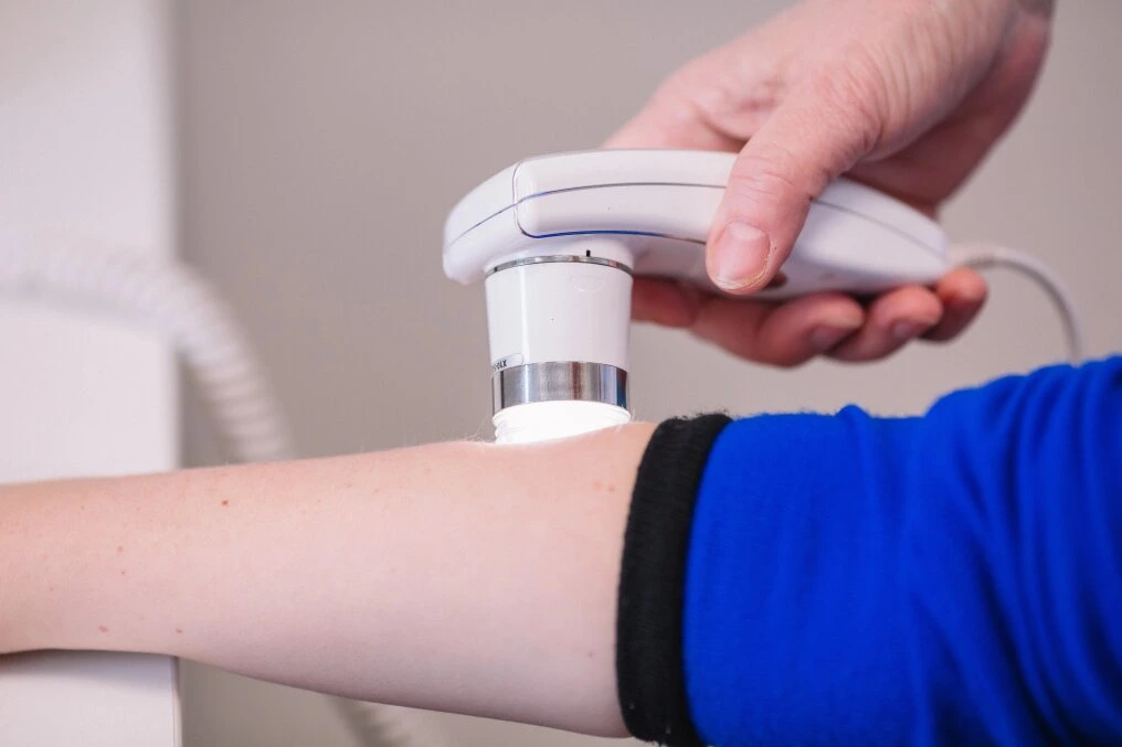 Що таке дерматоскопія та що вона показує?