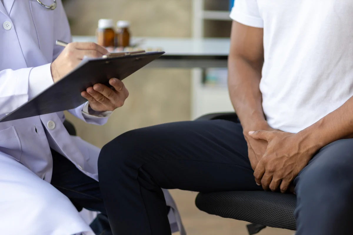 Чоловічі страхи в кабінеті уролога: правда чи міф?