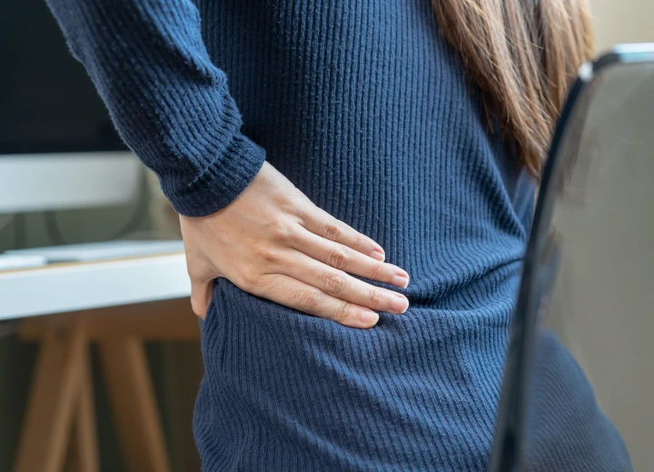 Причины боли в правом боку