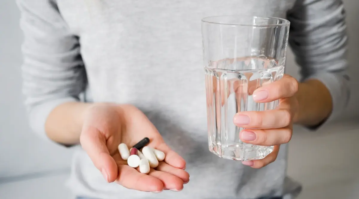 Мені призначили гормонозамісну терапію. Які плюси і мінуси ГЗТ для жінок?