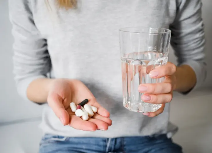 Мне назначили гормонозаместительную терапию. Какие за и против ГЗТ для женщин?