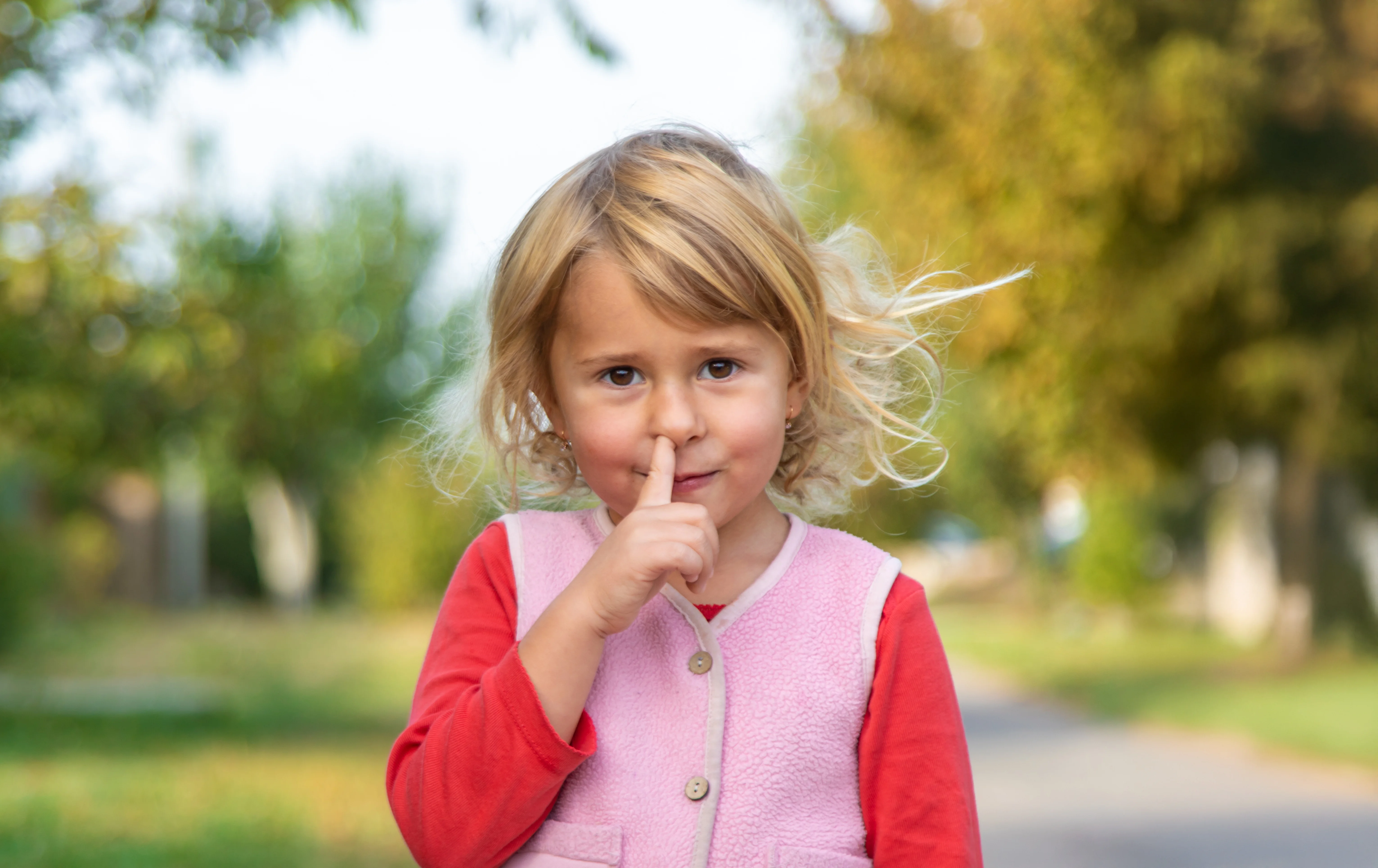 Чи шкідливо їсти козявки?