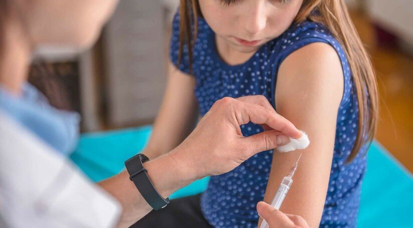Щеплення: вичерпна інструкція для дітей та дорослих, і навіть для тих, хто не вірить у вакцинацію