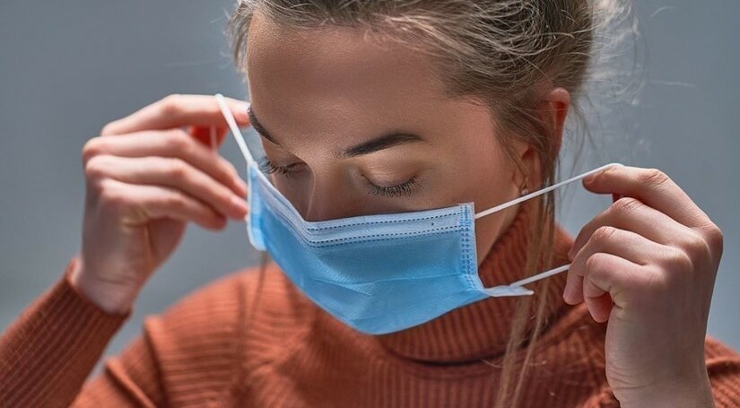 Чи потрібно носити маску під час пандемії і як це правильно робити?