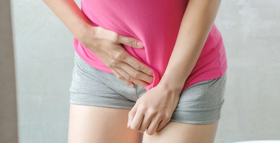 Чому болить низ живота?