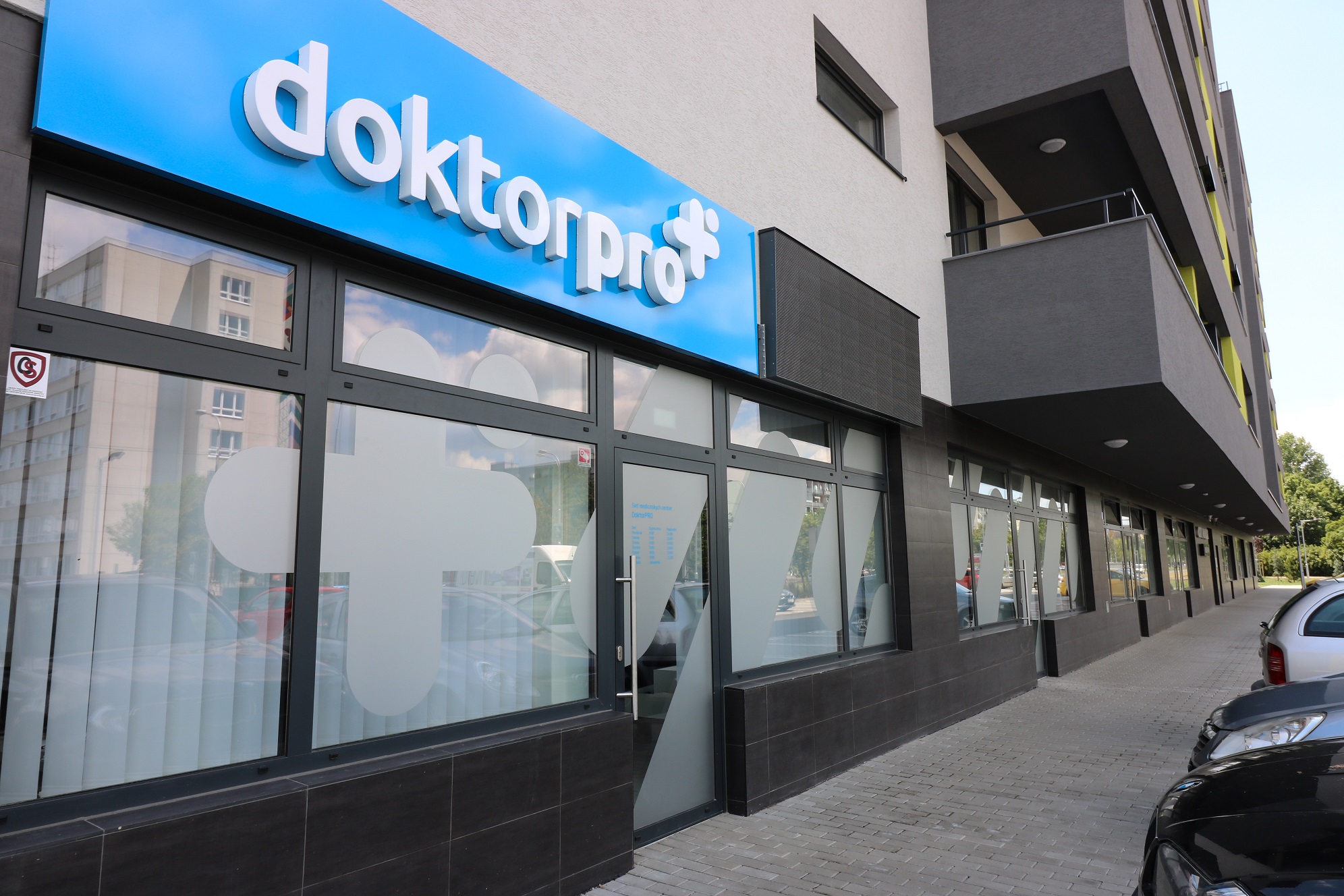 Консультації лікарів у Братиславі для переселенців з України