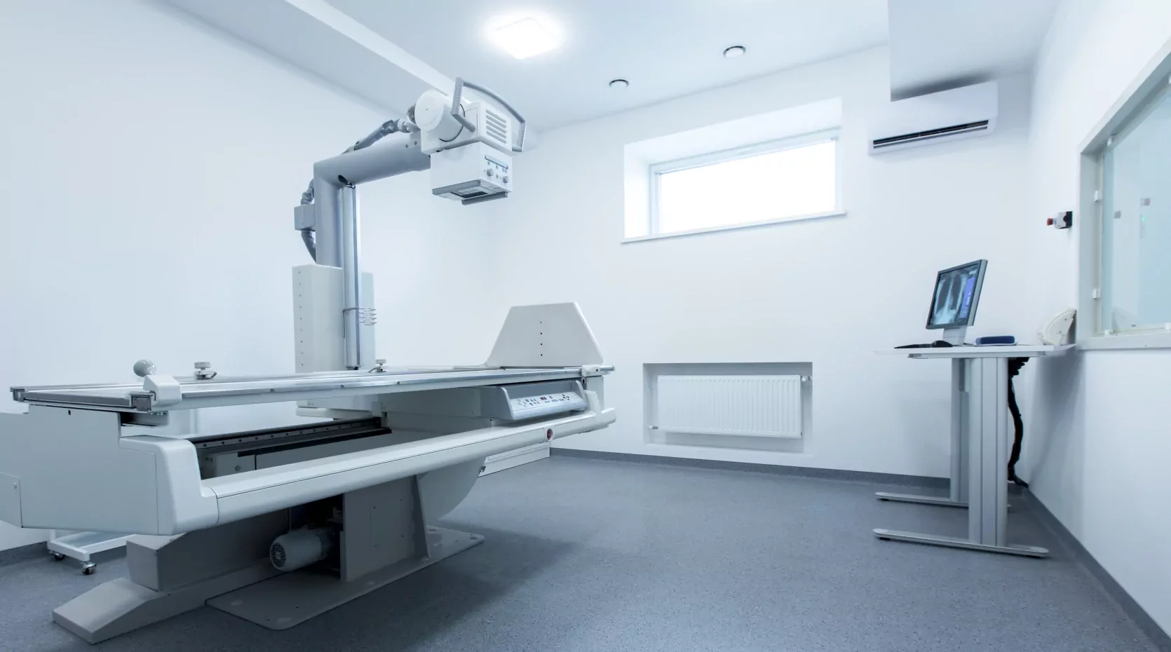 апарат для проведення рентгена шийно-грудного відділу в медичному центрі ОН Клінік Харків