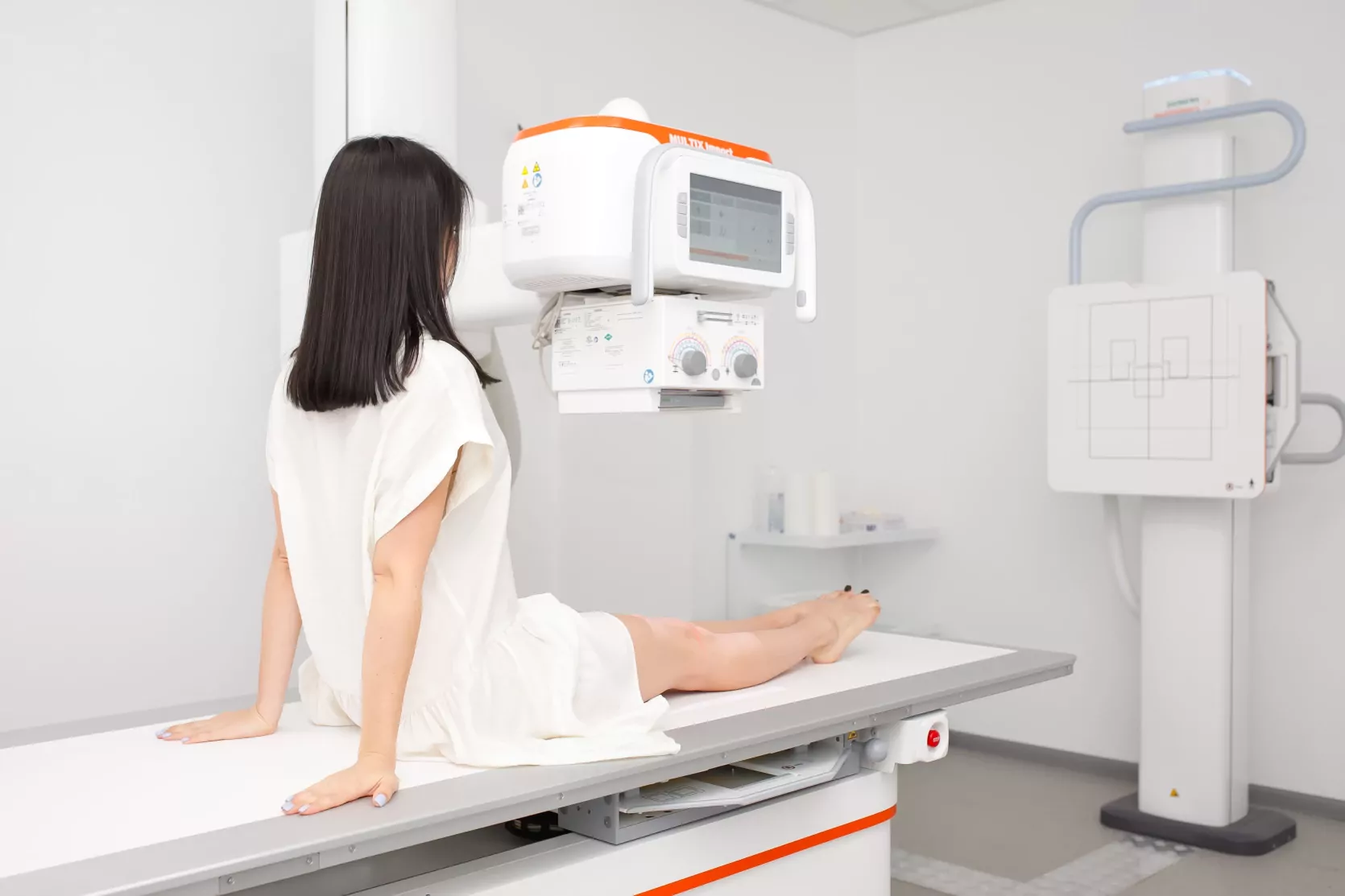 аппарат для проведения рентгенологических исследований в медицинском центре ОН Клиник Харьков Гагарина