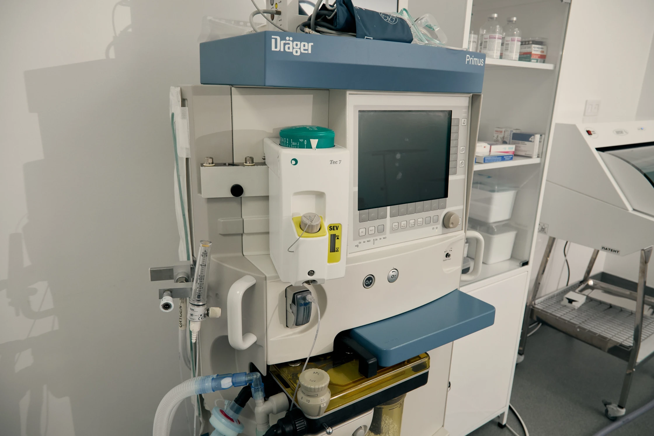 Наркозно-дыхательный аппарат для проведения общей анестезии в отделении хирургии «ОН Клиник Днепр»