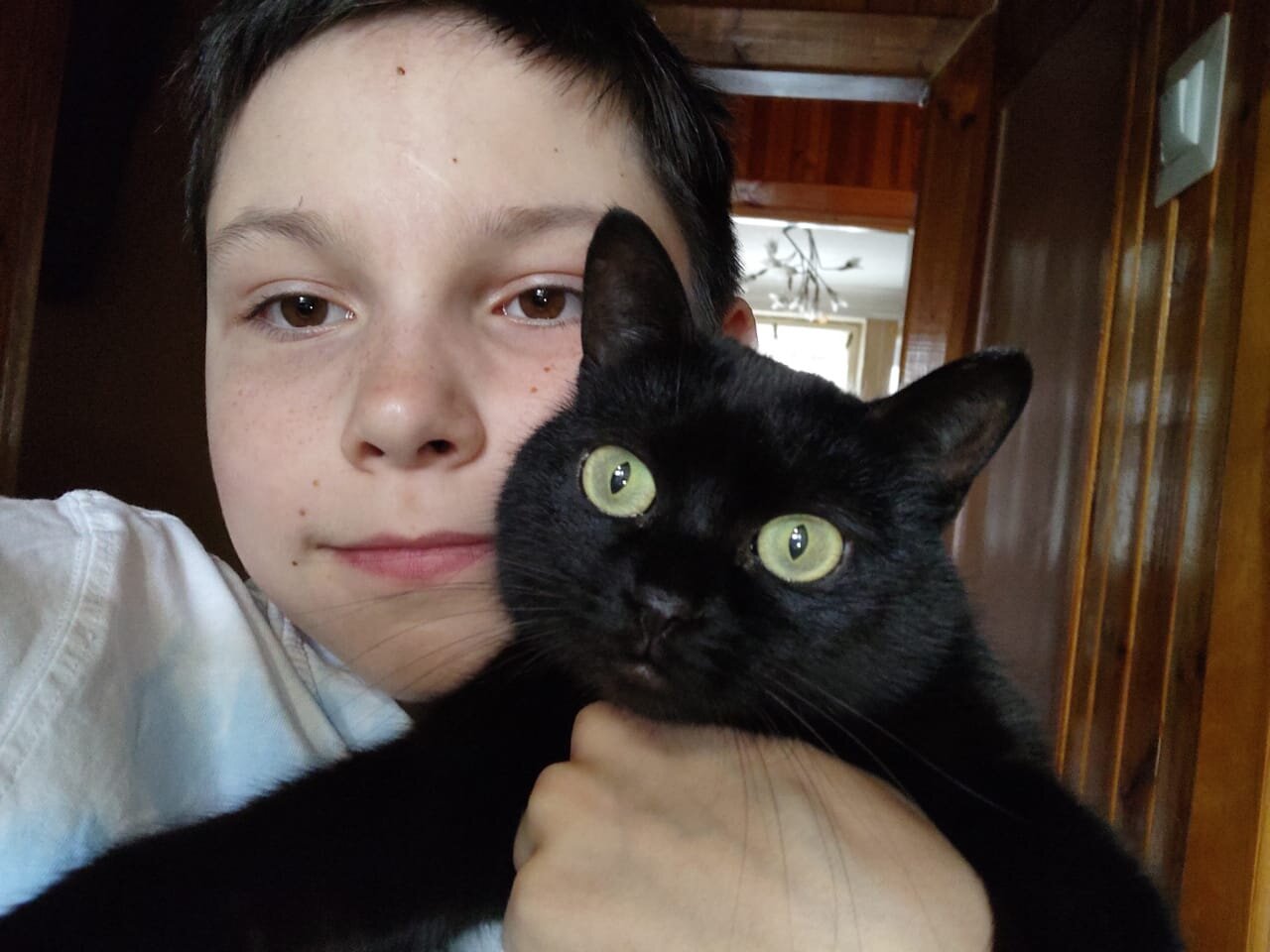 Артур з його кішкою Масею