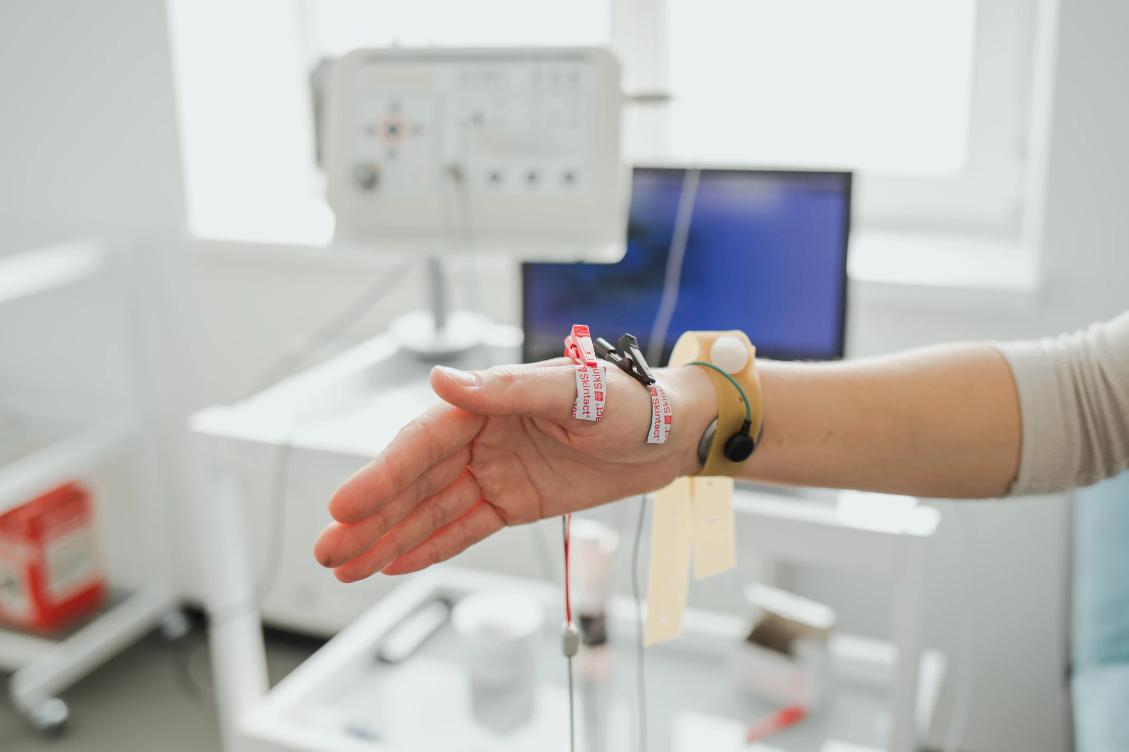 Датчики електронейроміографії