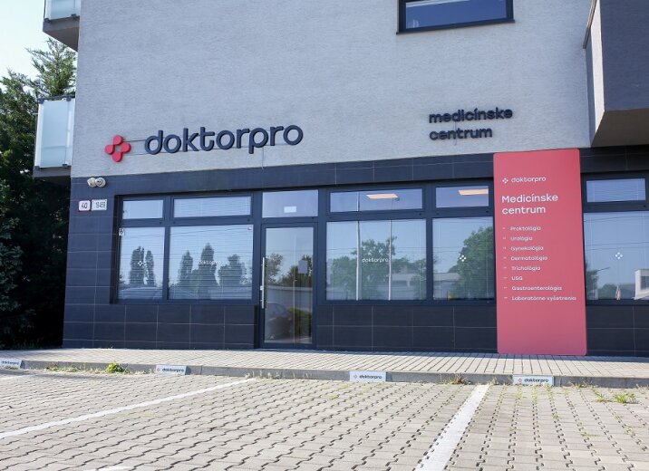 Медцентр «Докторпро» в Братиславе принимает переселенцев из Украины