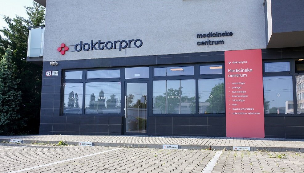 Медцентр «Докторпро» у Братиславі веде прийом переселенців з України