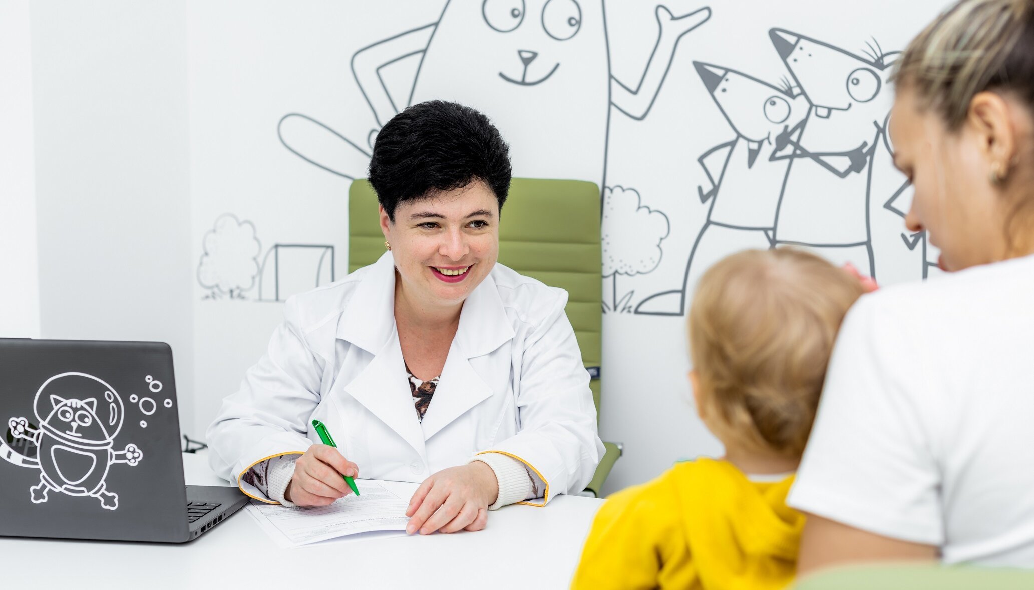Літні знижки на вакцинацію та лікування у дитячому відділенні «ОН Клінік Дніпро»!