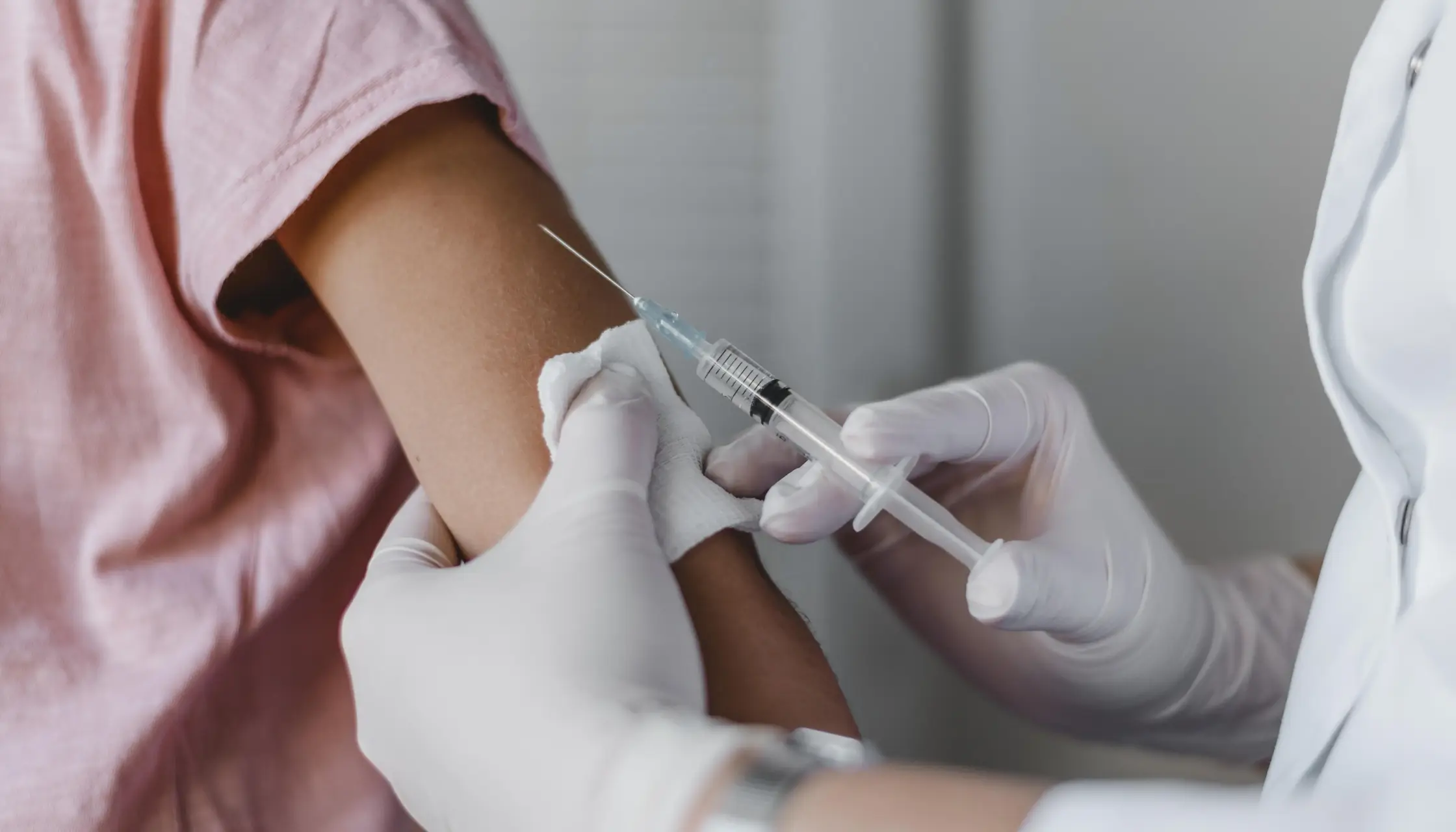 З 01.05.2026 в «ОН Клінік Харків» доступна вакцина проти сказу «Індіраб»