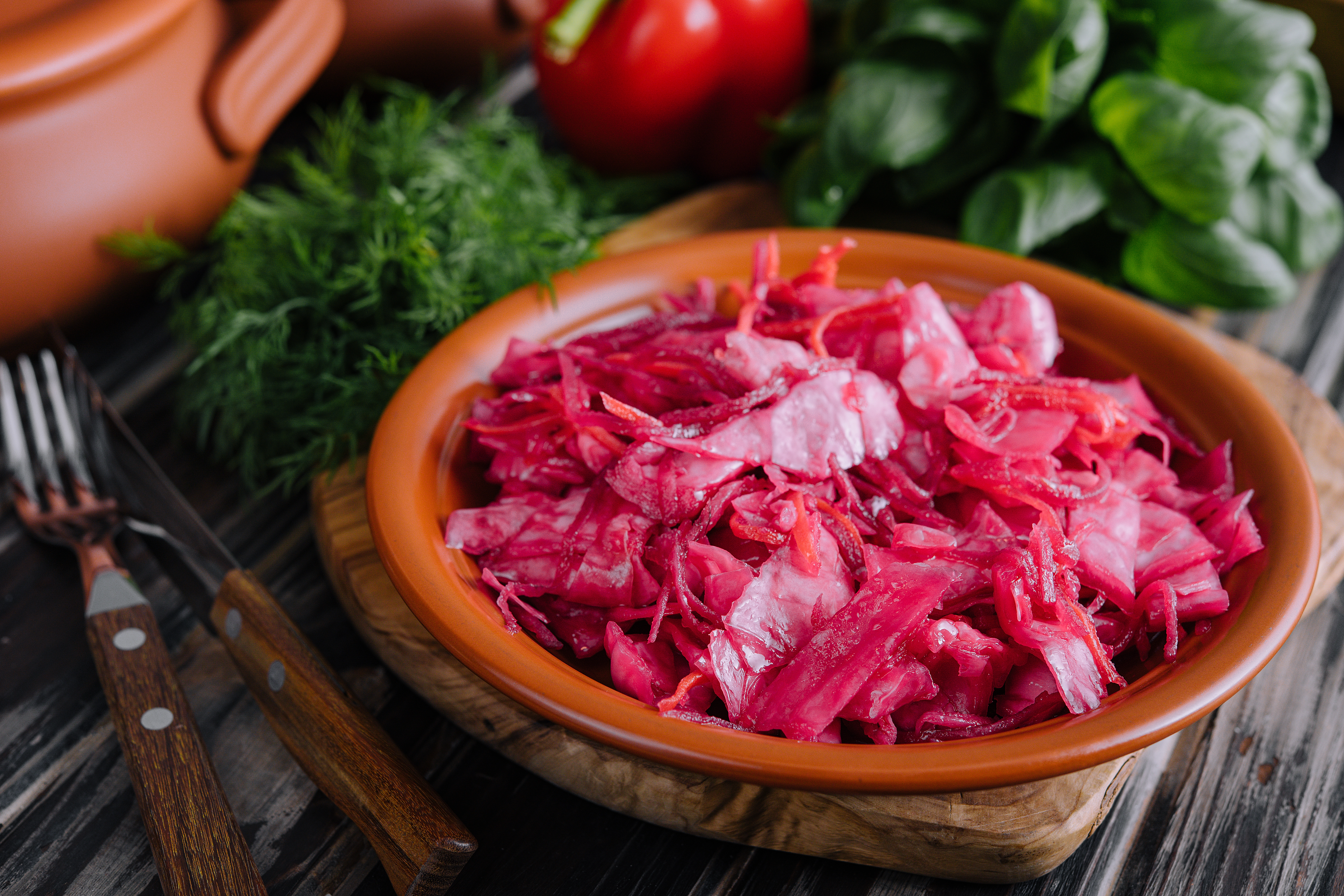 Секрет «чистих» судин та гарного травлення: 7 переваг буряка, які підтверджують гастроентерологи