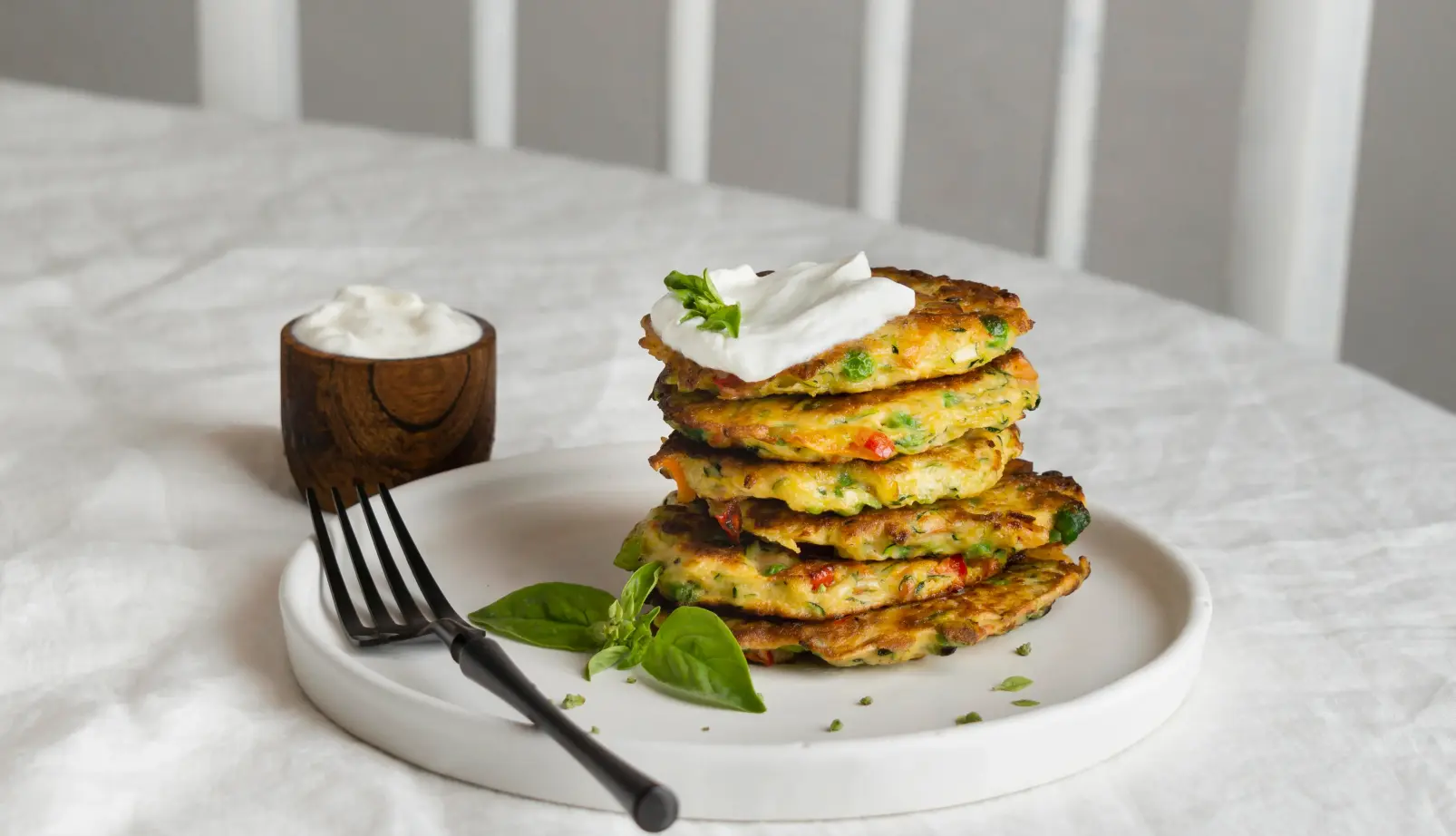 Чим корисний шпинат і які страви з ним приготувати: поради дієтологів