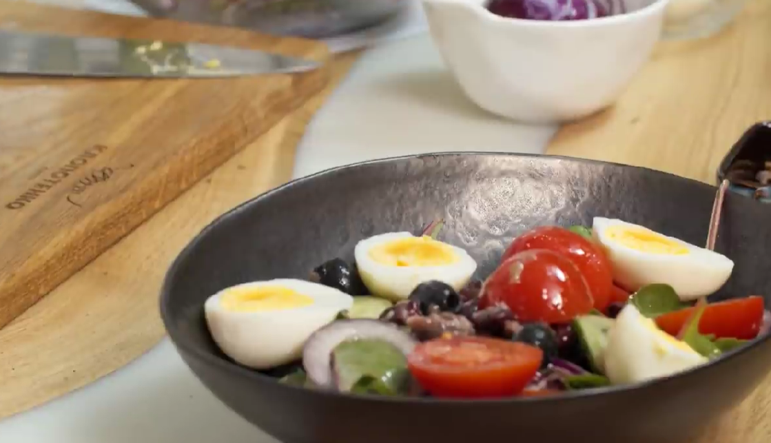 Чим корисна зелень і скільки її можна з'їсти без шкоди для здоров'я?